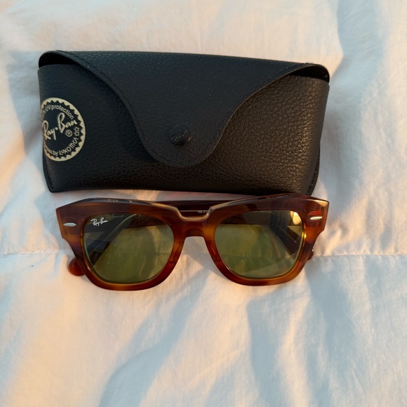 Never Worn Ray-Ban State Street Sunglasses - Picture 1 of 15